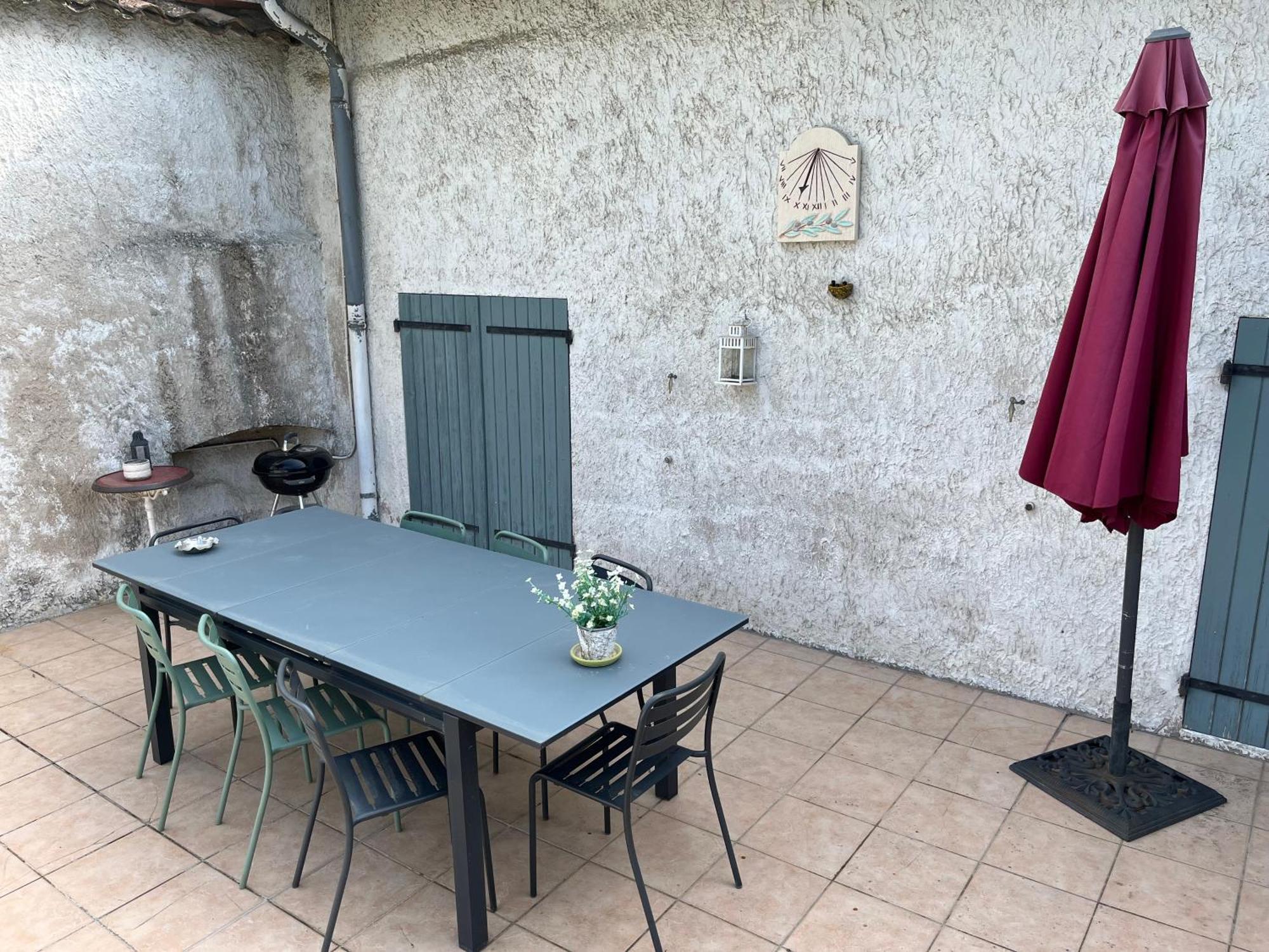 Le Charles IX Apartman Roussillon  Kültér fotó