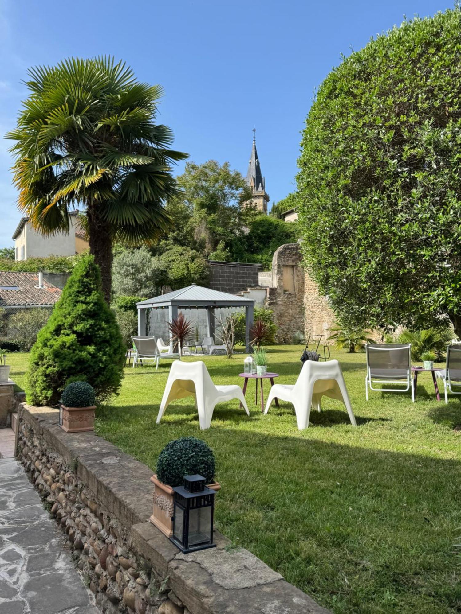 Le Charles IX Apartman Roussillon  Kültér fotó