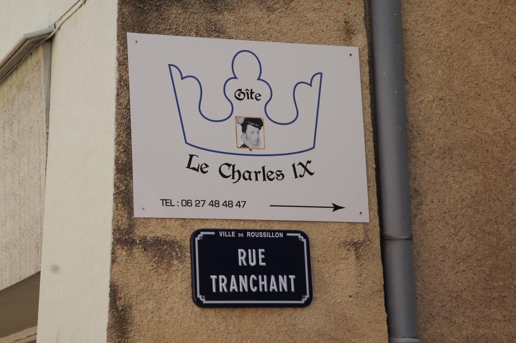 Le Charles IX Apartman Roussillon  Kültér fotó